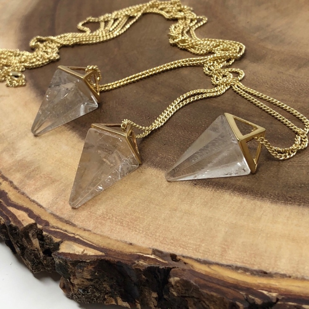 NWT Estrella & Luna Quartz Boho Pyramid Necklace - Picture 2 of 7